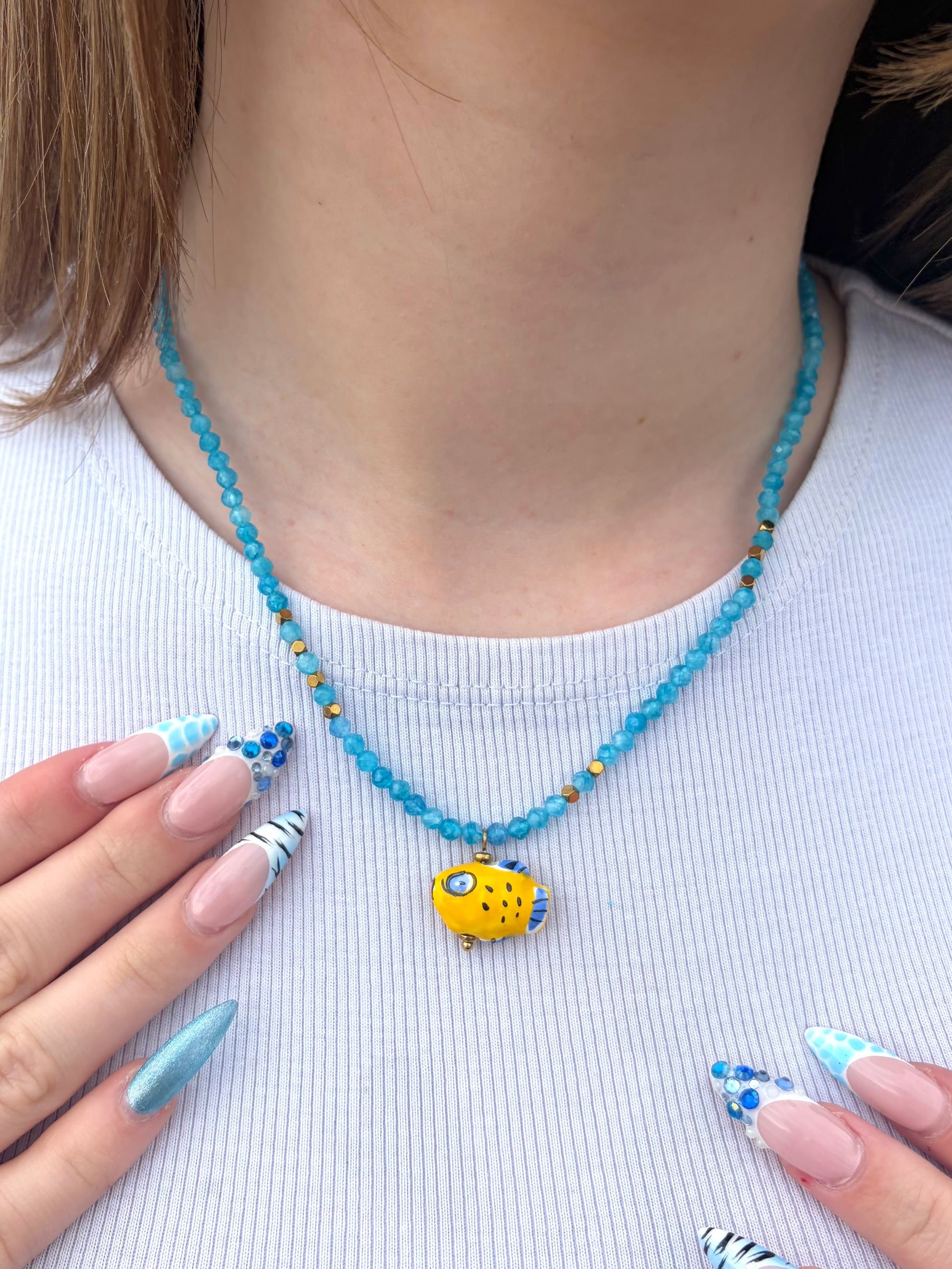 Collier bleu clair Nemo